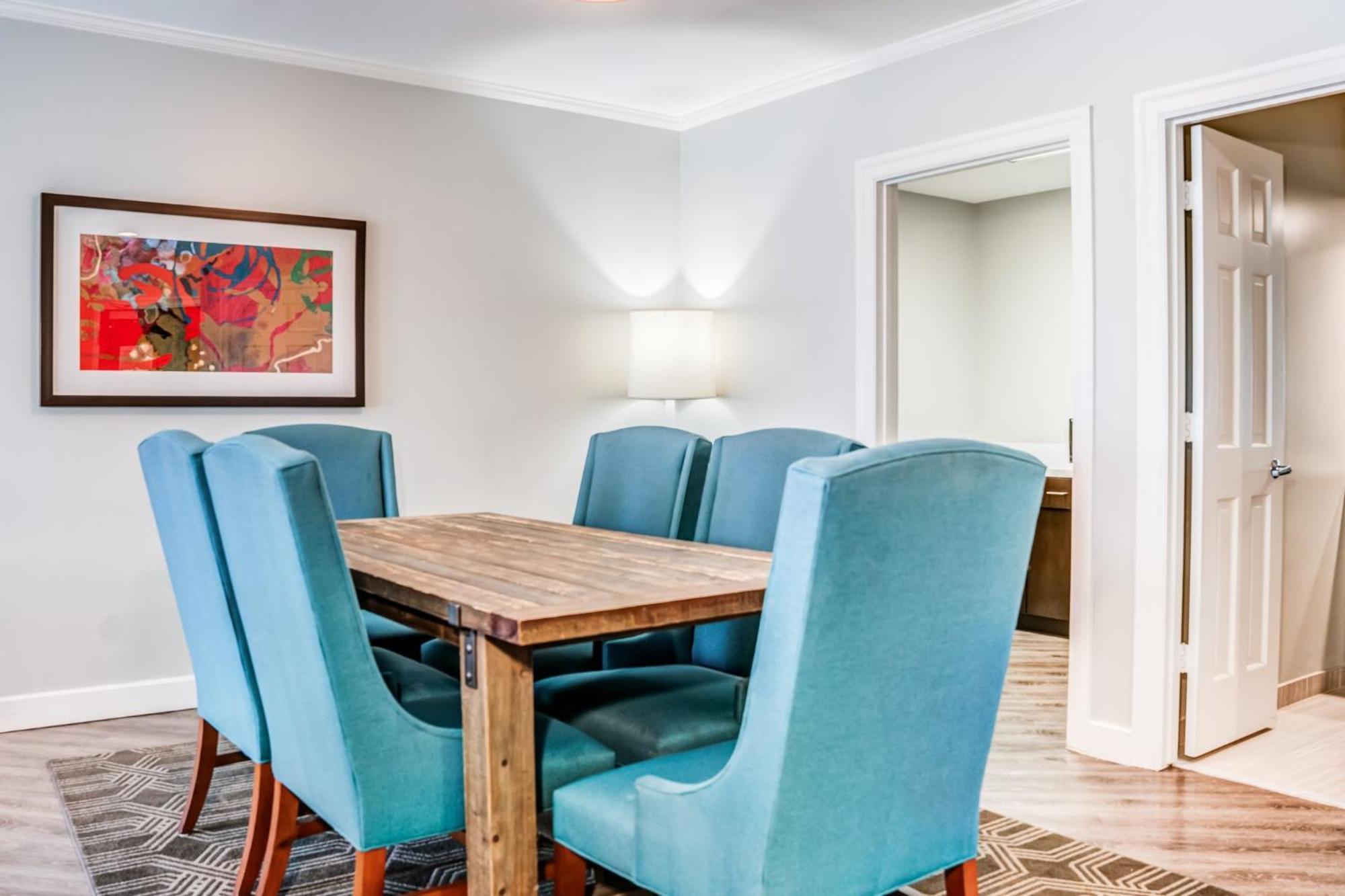Hotel Indigo Atlanta Vinings By Ihg Смирна Экстерьер фото